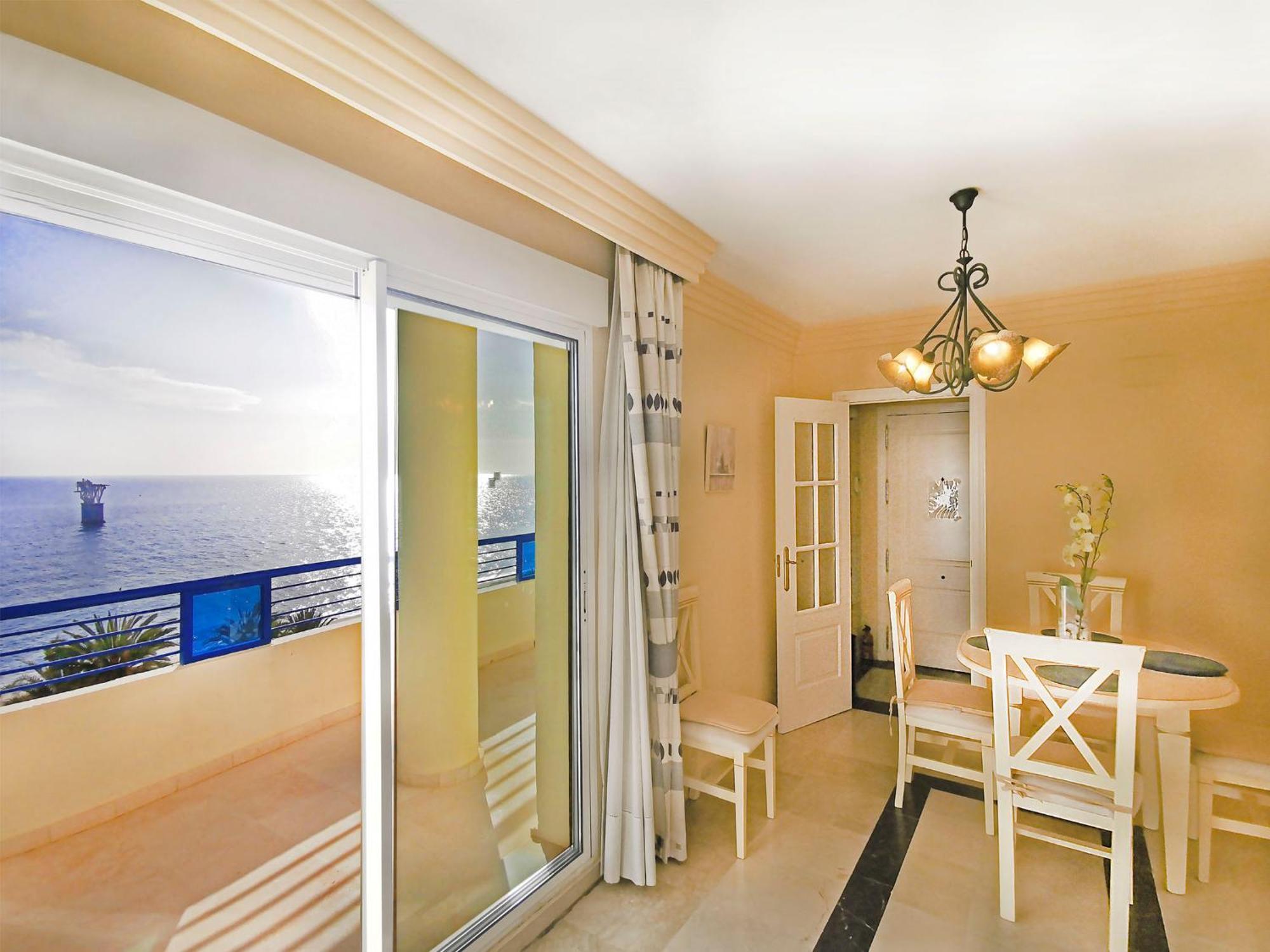 Banana Beach Marbella Exterior foto